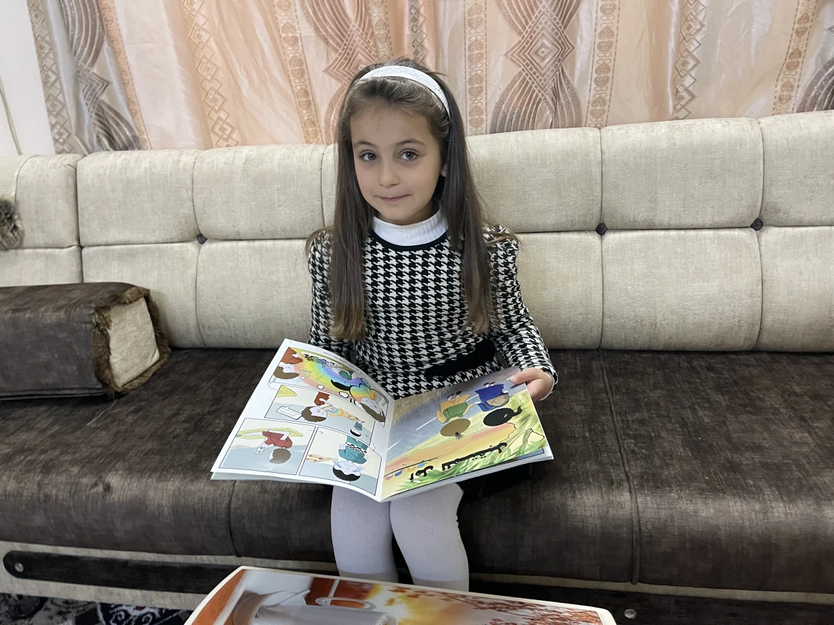 Comic books bring joy into the learning in Iraq